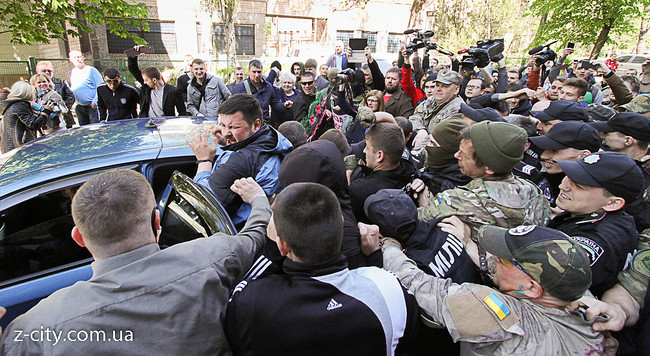 В Запорожье избили лидера "Блока левых сил"